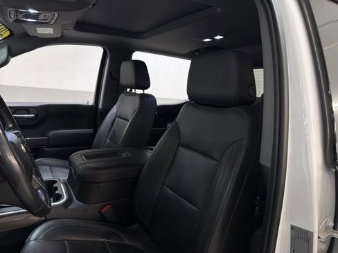 Used 2019 Chevrolet Silverado 1500 LTZ w/ LTZ Premium Package AWD/4WD image 5