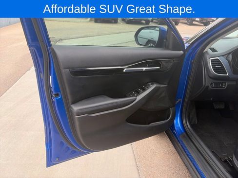 Used 2021 Kia Seltos S FWD image 23