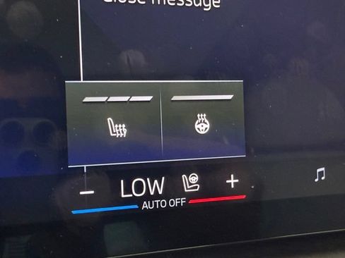 Used 2025 BMW X7 xDrive40i w/ Premium Package AWD/4WD image 20