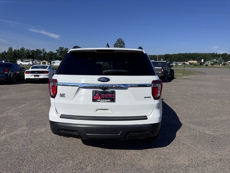 Used 2018 Ford Explorer 4WD image 8