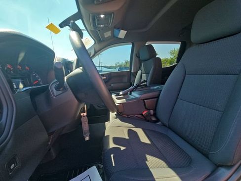 Used 2019 Chevrolet Silverado 1500 Custom Trail Boss w/ Custom Convenience Package AWD/4WD image 22