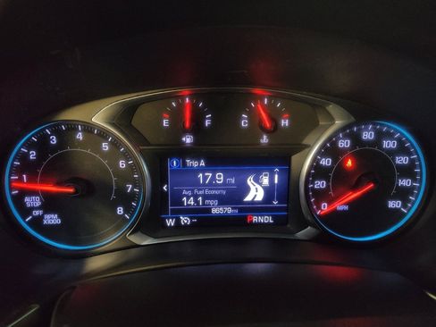 Used 2019 Chevrolet Equinox LT FWD image 23