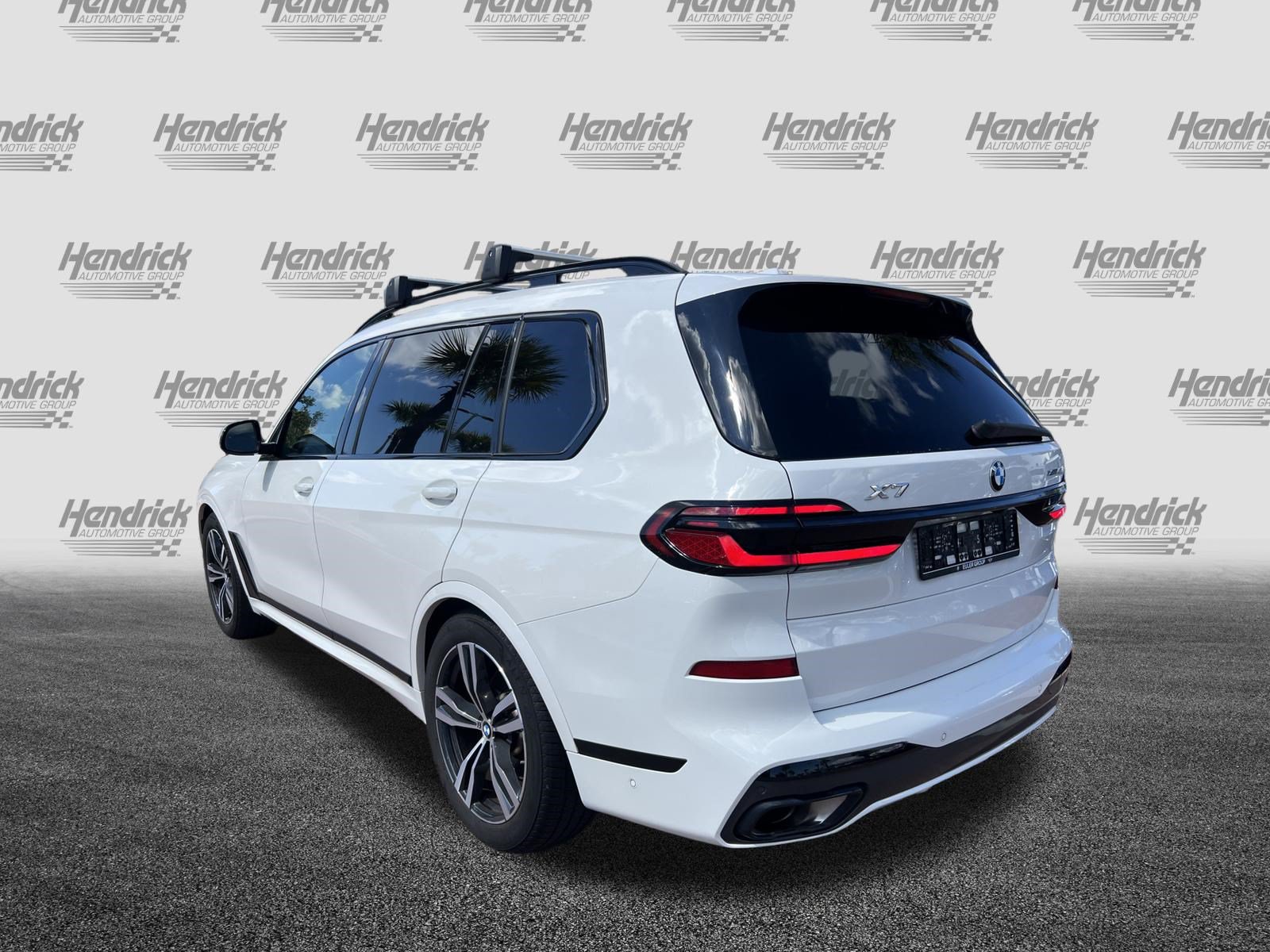 Certified 2025 BMW X7 xDrive40i AWD/4WD image 8
