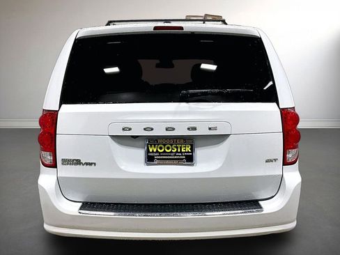 Used 2020 Dodge Grand Caravan SXT image 6