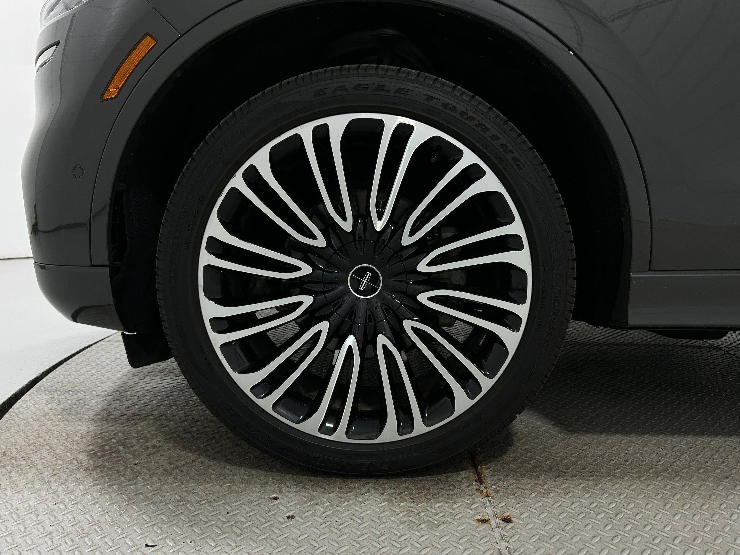 Used 2020 Lincoln Aviator Black Label w/ Dynamic Handling Package AWD/4WD image 42