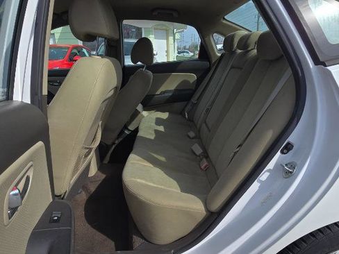 Used 2010 Hyundai Elantra GLS image 15