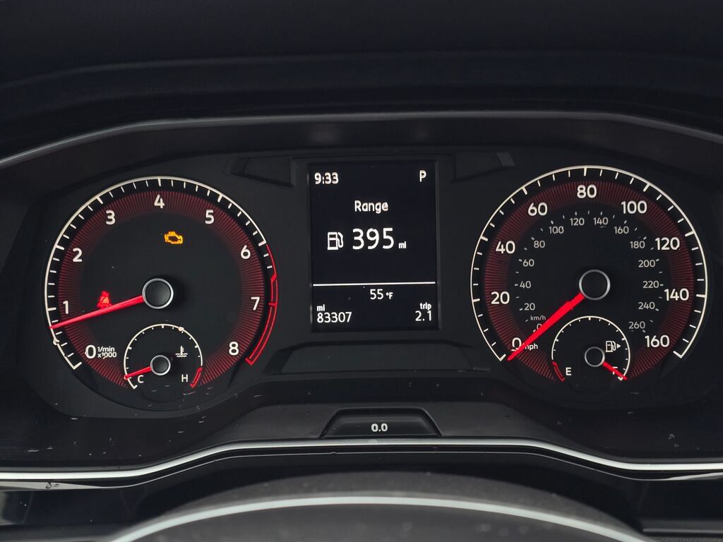 Used 2021 Volkswagen Jetta SE w/ SE Cold Weather Package FWD image 25