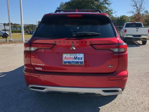 Used 2023 Mitsubishi Outlander SE image 5