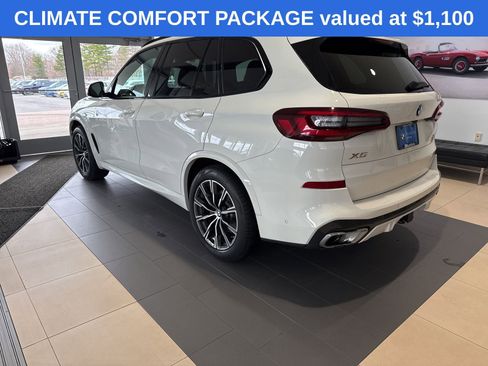 Used 2022 BMW X5 xDrive40i w/ M Sport Package image 5