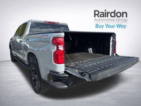 Used 2024 Chevrolet Silverado 1500 Custom Trail Boss w/ LPO, Dark Essentials Package image 17