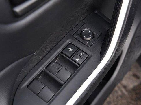 Used 2024 Toyota RAV4 LE image 9