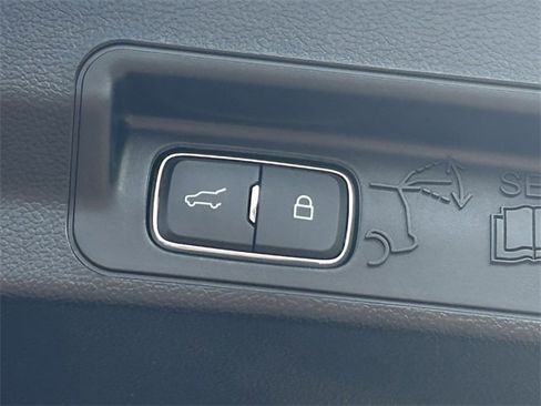 Certified 2023 Ford Explorer XLT w/ Equipment Group 202A image 29