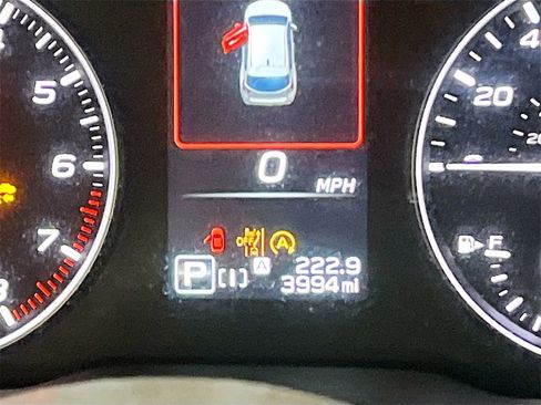 Used 2024 Subaru Impreza 2.0i Sport image 12