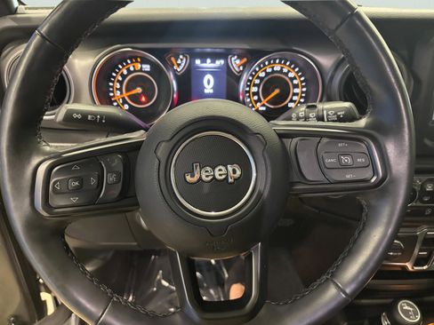 Used 2022 Jeep Wrangler Unlimited Sport image 20