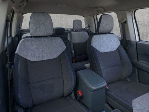 New 2025 Ford Maverick XLT image 59