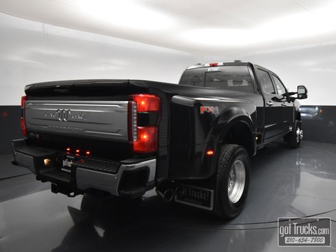 Used 2023 Ford F350 King Ranch w/ Chrome Package AWD/4WD image 53