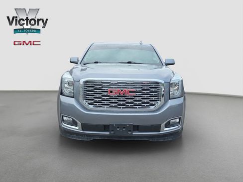 Used 2020 GMC Yukon XL Denali w/ Denali Ultimate Package AWD/4WD image 2
