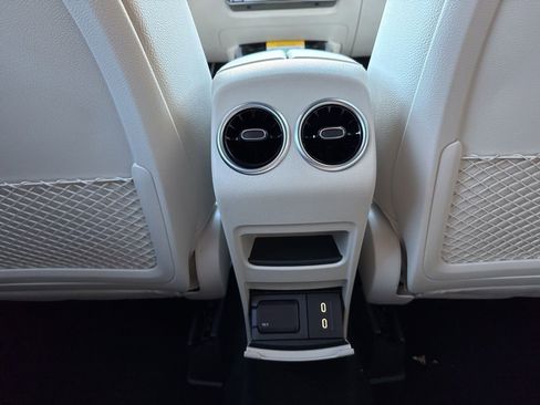 New 2026 Mercedes-Benz GLB 250 4MATIC image 20