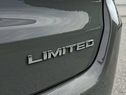 Used 2023 Jeep Compass Limited AWD/4WD image 29