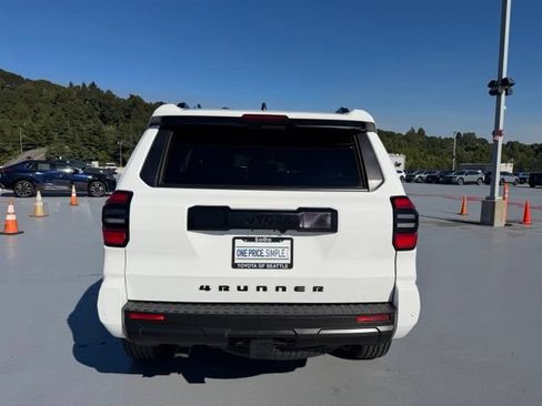 Certified 2025 Toyota 4Runner TRD Sport Premium AWD/4WD image 7