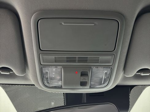 Used 2024 Honda Ridgeline Sport image 37