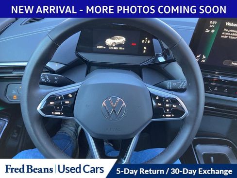 Used 2023 Volkswagen ID.4 Pro S Plus image 11