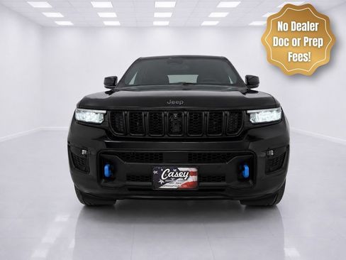 Used 2023 Jeep Grand Cherokee 30th Anniversary AWD/4WD image 2
