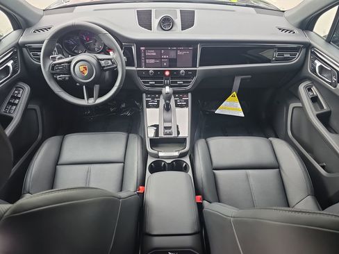 New 2026 Porsche Macan image 20