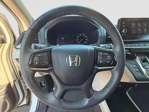 Used 2025 Honda Odyssey EX-L image 31