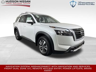 New 2025 Nissan Pathfinder SL