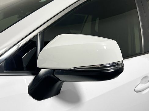 Used 2024 Toyota RAV4 XLE FWD image 12