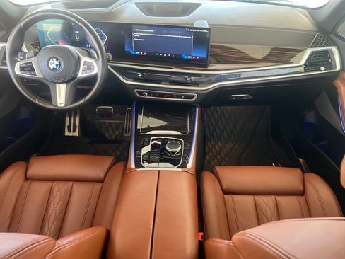 Used 2024 BMW X5 xDrive40i w/ M Sport Package AWD/4WD image 21
