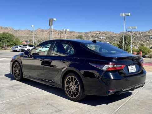 Used 2023 Toyota Camry SE w/ Protection Package (Q2) (TMS) FWD image 4