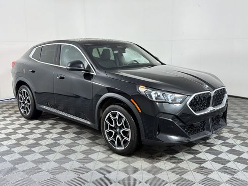 Used 2025 BMW X2 xDrive28i AWD/4WD image 7