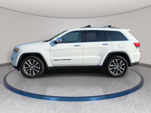 Used 2018 Jeep Grand Cherokee Limited AWD/4WD image 8