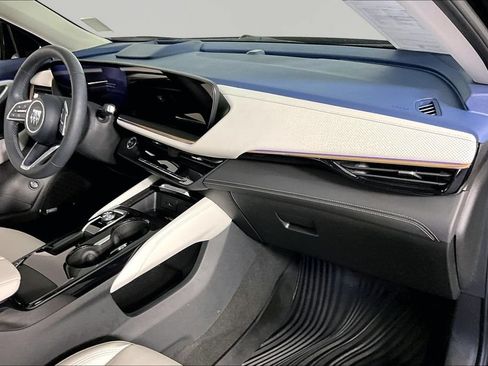 Certified 2025 Buick Envision Avenir AWD/4WD image 25
