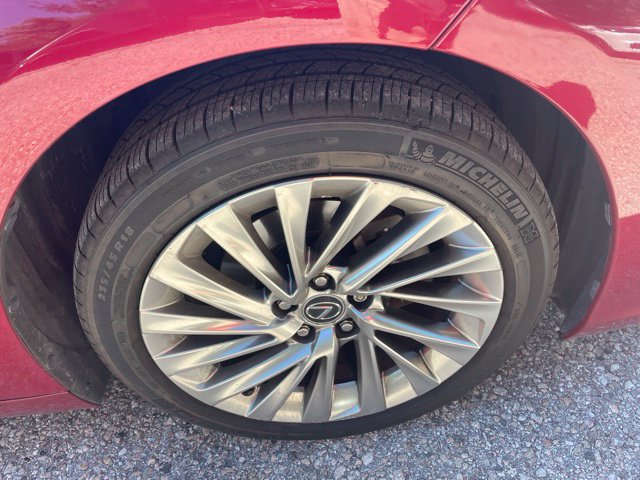 Used 2021 Lexus ES 300h Ultra Luxury w/ Accessory Package 2 FWD image 7