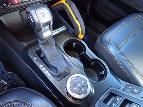 Certified 2023 Ford Bronco Badlands w/ Sasquatch Package image 18