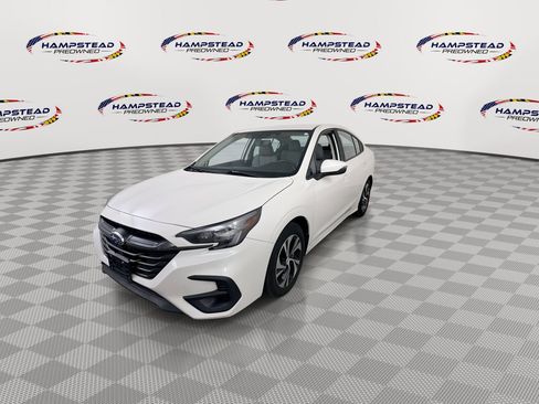 Used 2023 Subaru Legacy Premium AWD/4WD image 4