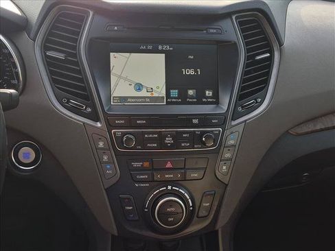 Used 2018 Hyundai Santa Fe Limited FWD image 11
