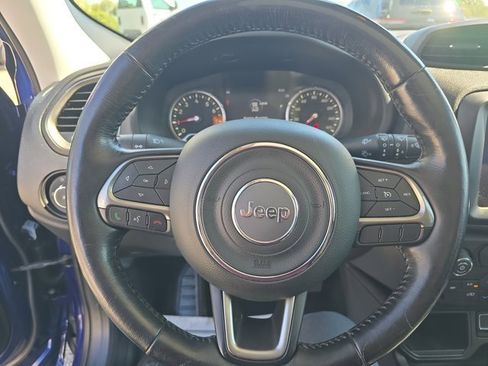 Used 2018 Jeep Renegade Limited w/ UConnect 8.4 Nav Group image 17