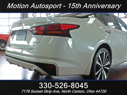 Used 2022 Nissan Altima 2.5 Platinum AWD/4WD image 11