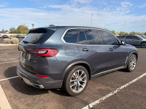 Used 2022 BMW X5 xDrive45e w/ Premium Package AWD/4WD image 6