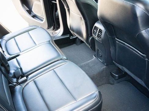 Used 2023 Ford Escape Platinum image 32