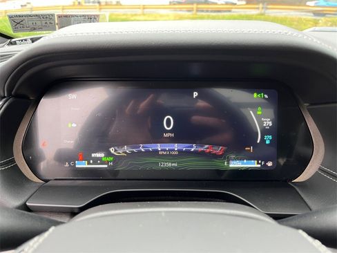 Used 2024 Jeep Grand Cherokee Overland w/ Luxury Tech Group IV image 18