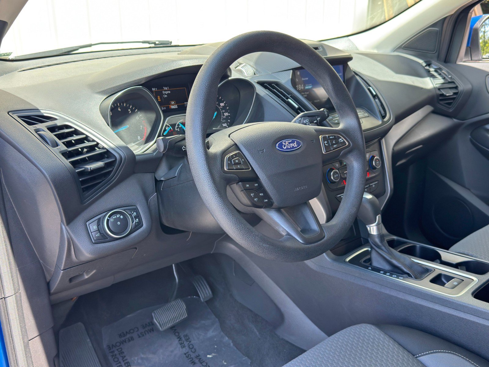 Used 2017 Ford Escape SE w/ Equipment Group 201A AWD/4WD image 11