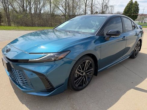 Certified 2025 Toyota Camry XSE w/ Premium Plus Package FWD image 1