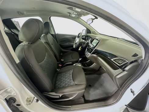 Used 2022 Chevrolet Spark LT FWD image 24