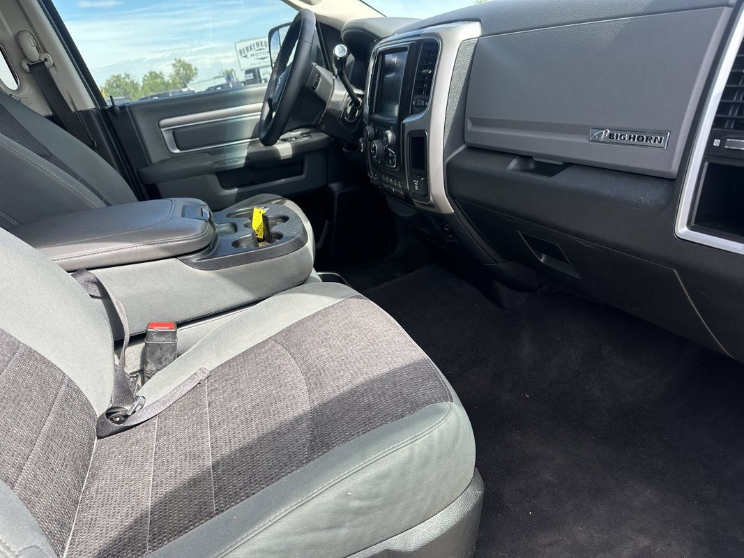 Used 2016 RAM 3500 Big Horn AWD/4WD image 17
