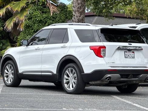 Certified 2021 Ford Explorer Limited w/ Equipment Group 301A AWD/4WD image 6